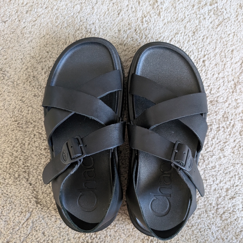Chaco Black Crisscross Strap Sandals with Buckle